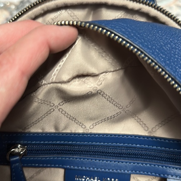 Pre-loved Michael Kors Brooklyn Medium Pebbled Leather Backpack - Picture 6 of 9